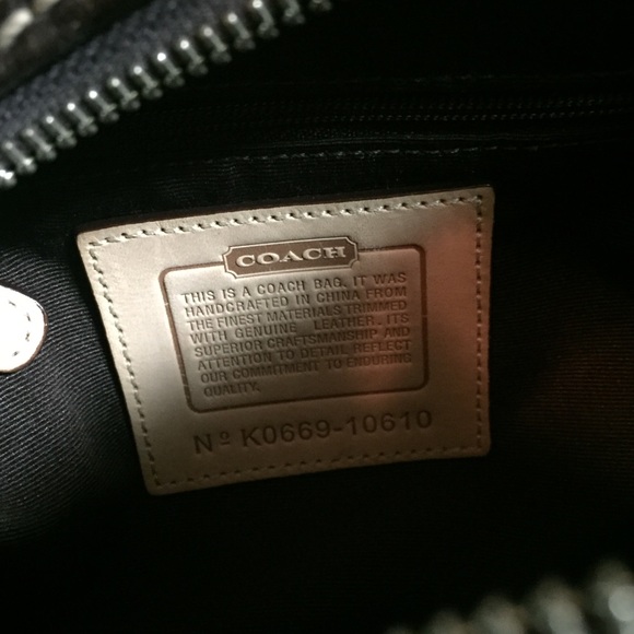 Authentic Coach bag - Picture 6 of 8